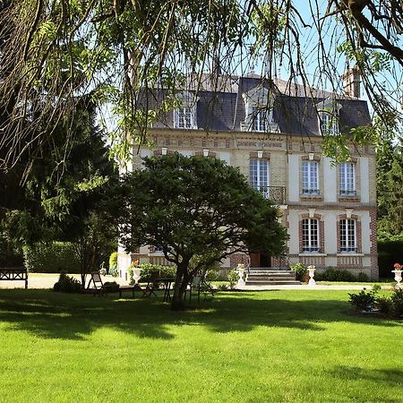 Manoir Le Mesnil Bed & Breakfast Saint-Martin-aux-Chartrains Exterior foto