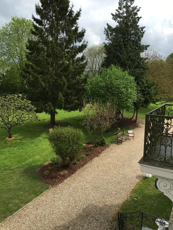 Manoir Le Mesnil Bed & Breakfast Saint-Martin-aux-Chartrains Exterior foto