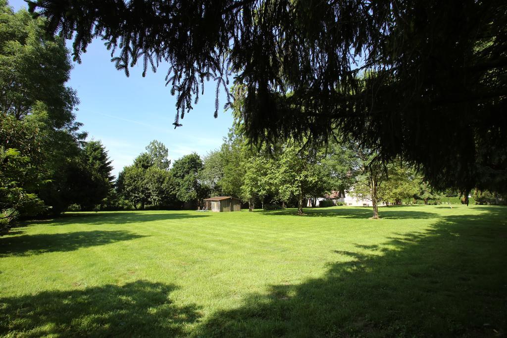 Manoir Le Mesnil Bed & Breakfast Saint-Martin-aux-Chartrains Exterior foto
