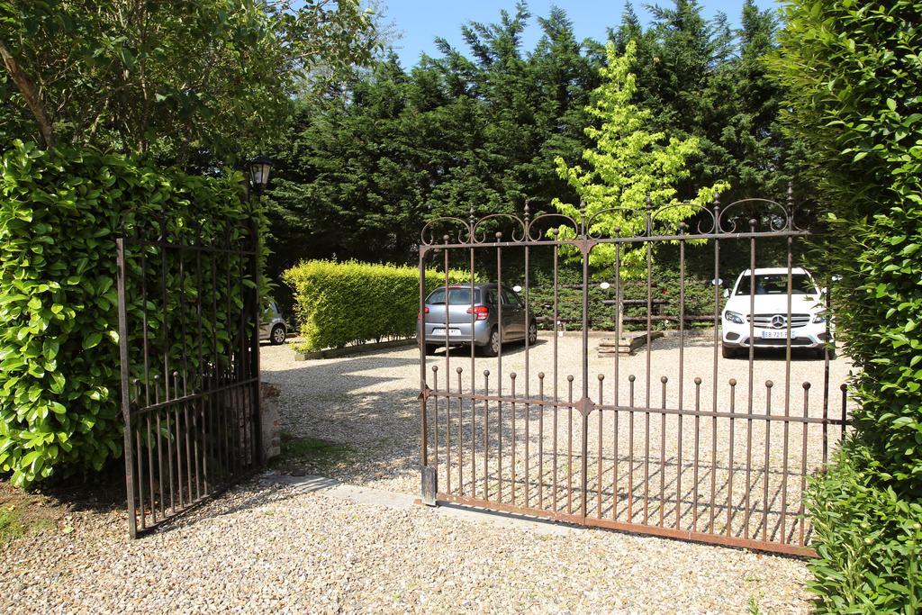 Manoir Le Mesnil Bed & Breakfast Saint-Martin-aux-Chartrains Exterior foto