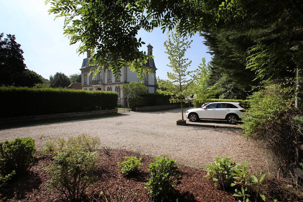 Manoir Le Mesnil Bed & Breakfast Saint-Martin-aux-Chartrains Exterior foto