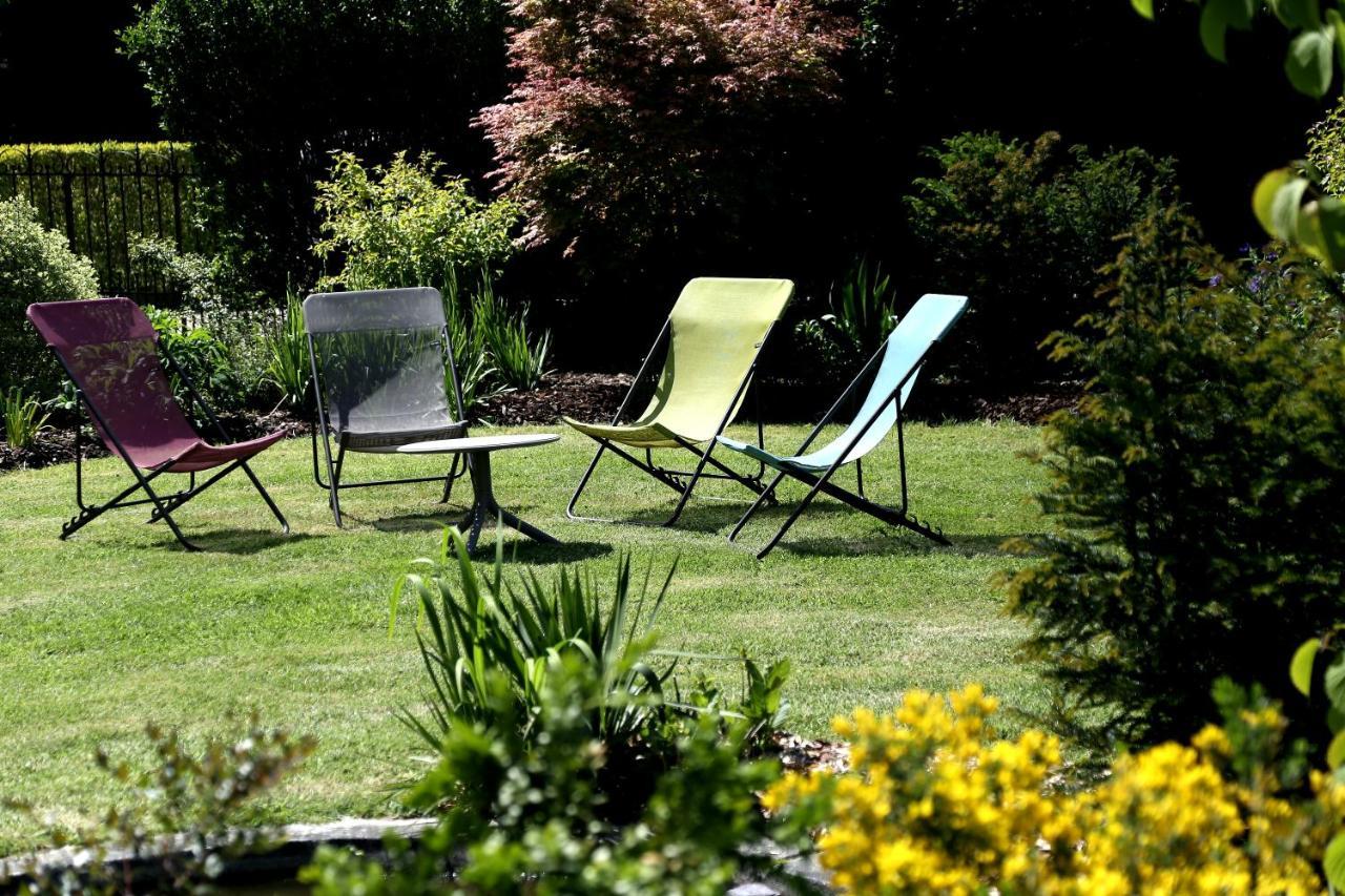 Manoir Le Mesnil Bed & Breakfast Saint-Martin-aux-Chartrains Exterior foto