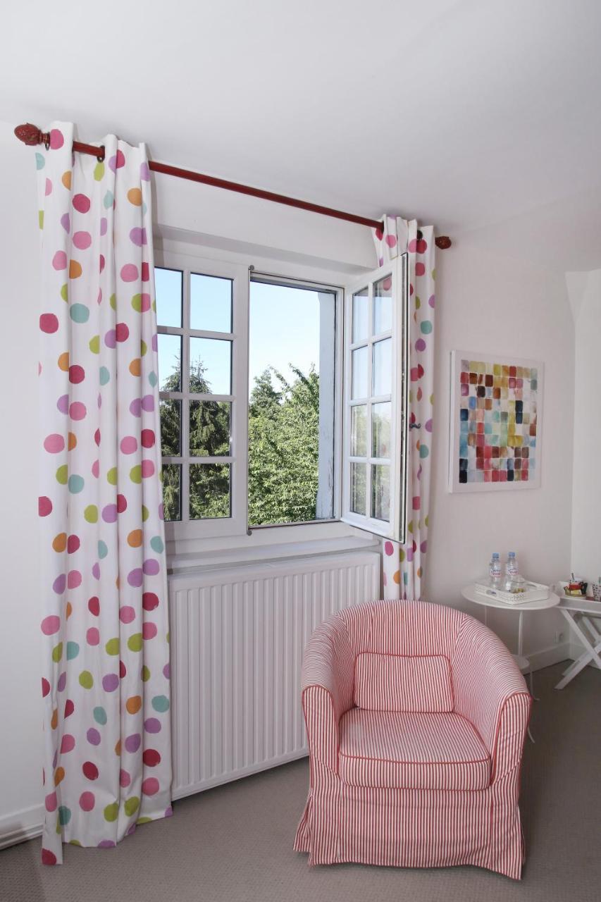 Manoir Le Mesnil Bed & Breakfast Saint-Martin-aux-Chartrains Exterior foto